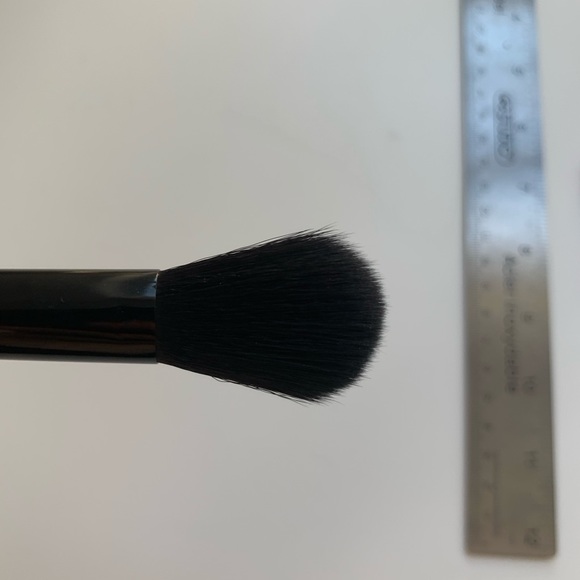NEW Lancome duel-end blush-eye shadow brush - Picture 3 of 5